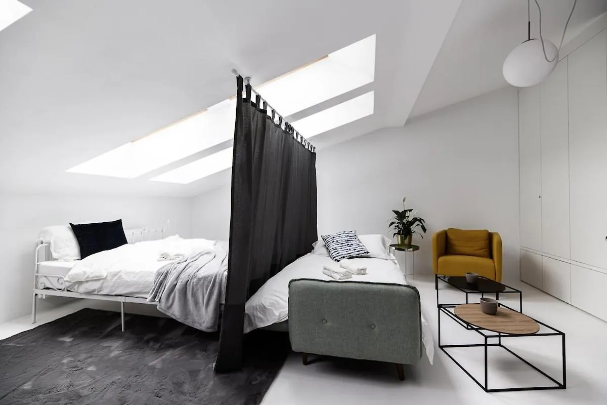 Bright Modern Studio In The Heart Of The Old Town Krakow Apartment