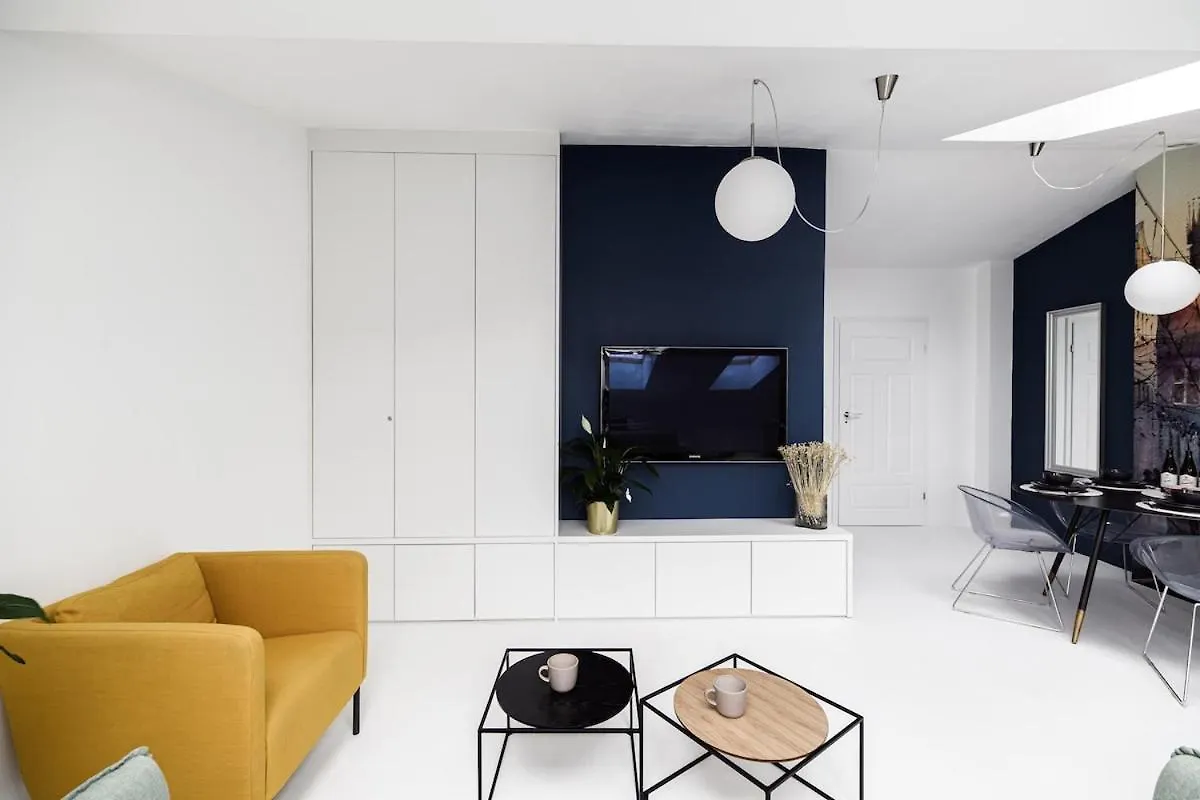 Bright Modern Studio In The Heart Of The Old Town Krakow